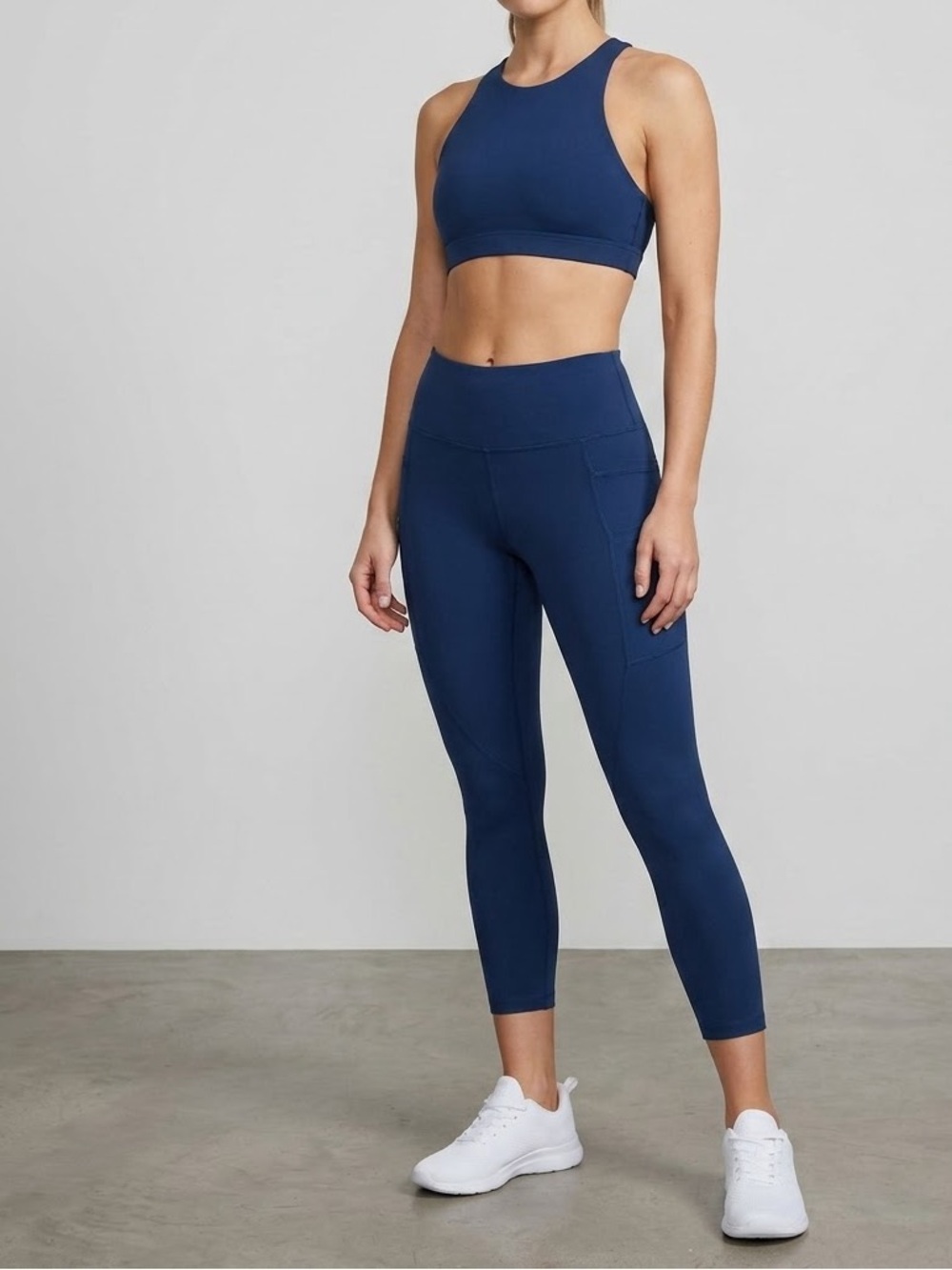 Zyia Active Women's 14-16 High-Rise Navy Blue Pocket Capri Leggings